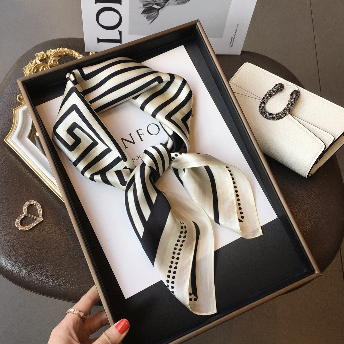 Carré 100% Soie Original Femme