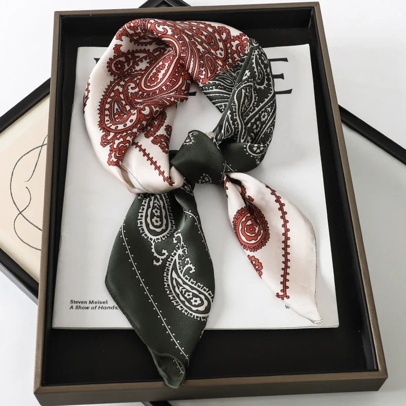Foulard Carré Chic