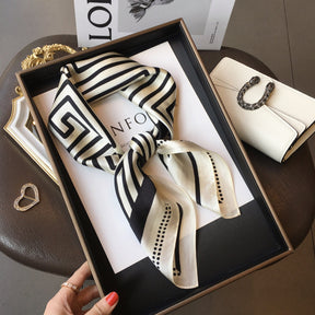 Carré 100% Soie Original Femme