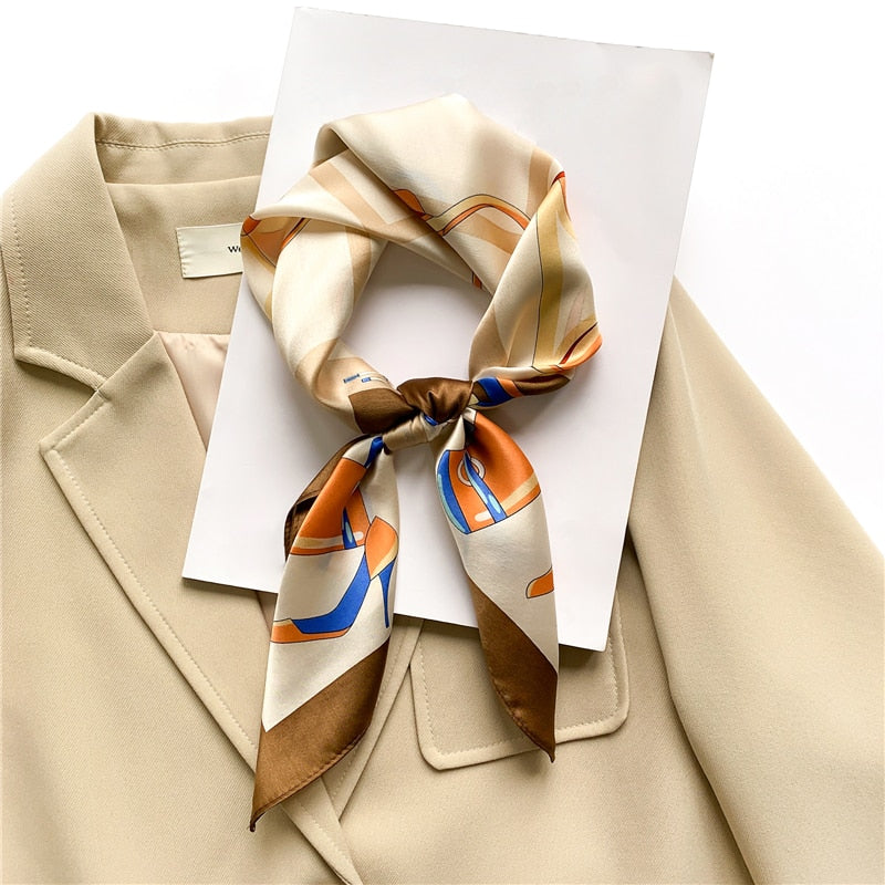 Carré 100% Soie Chic Femme