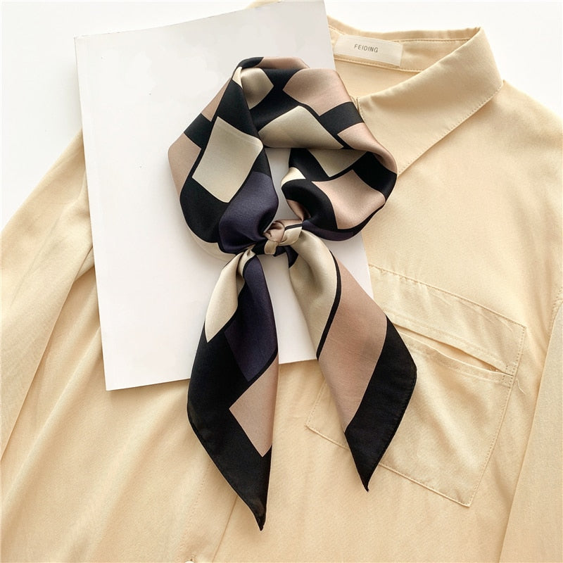 Carré 100% Soie Moderne Femme