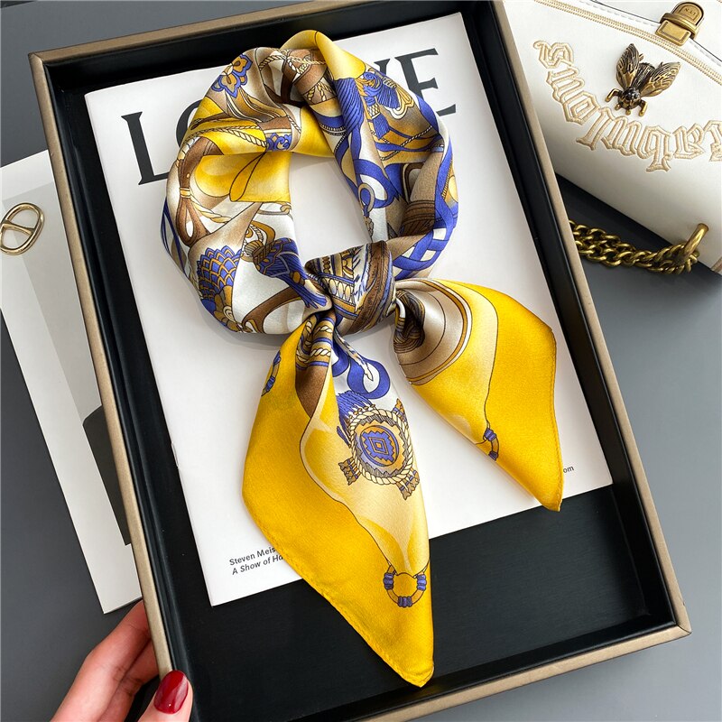Carré de Soie Élaboré Foulard Femme
